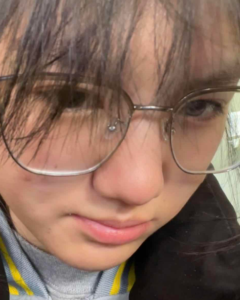 小Y